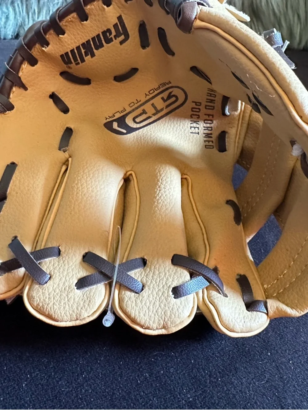 New Franklin Tee Ball Glove Baseball Glove - Ready to Play kids 8.5” Tan